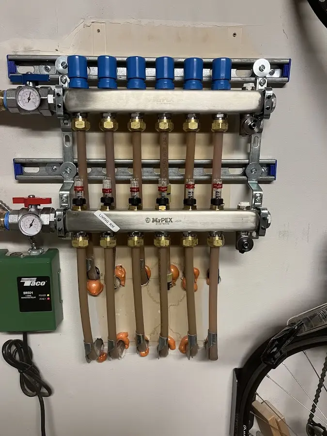 Plumber performing Gas Leak Detection at a residential property in Eagar